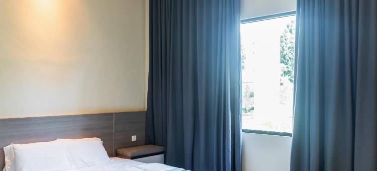 Mitra Hotel Muaro Bungo Mitra RedDoorz图片