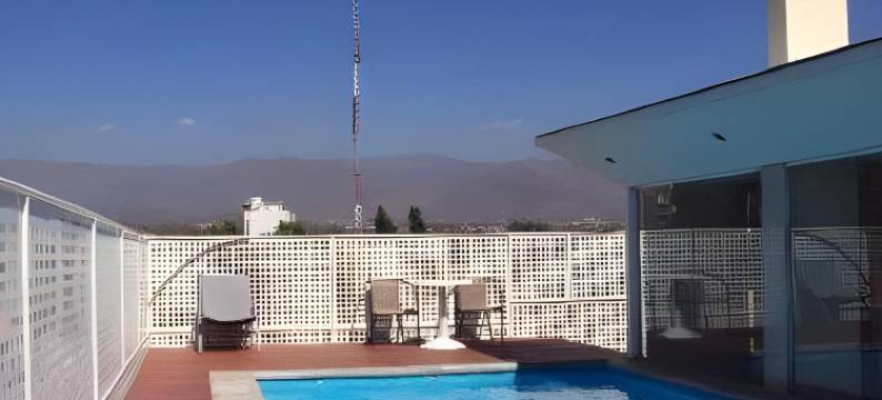 城市级别酒店(Urbana Class Hotel)图片