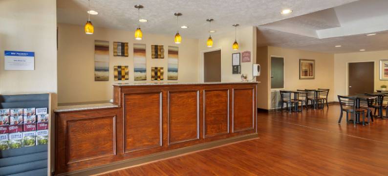 奥本欧佩莱卡贝斯特韦斯特酒店(Best Western Auburn/Opelika Inn)图片