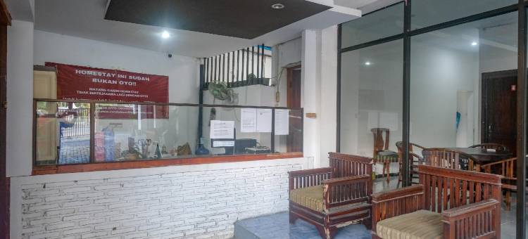 OYO2519玛雅加里尼酒店(RedDoorz at Mayang Garini 2 Borobudur)图片