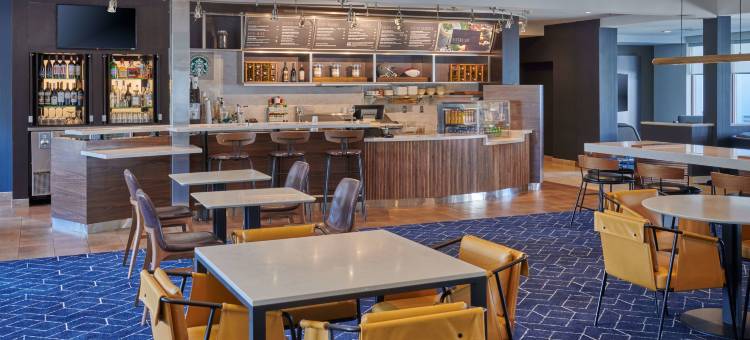 芝加哥海兰德公园/诺斯布鲁克万怡酒店(Courtyard Chicago Highland Park/Northbrook)图片