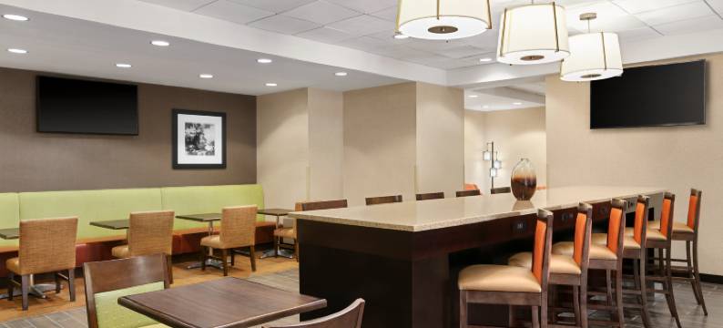 希尔顿欢朋酒店-华盛顿杜勒斯机场南(Hampton Inn Washington-Dulles Int'l Airport South)图片