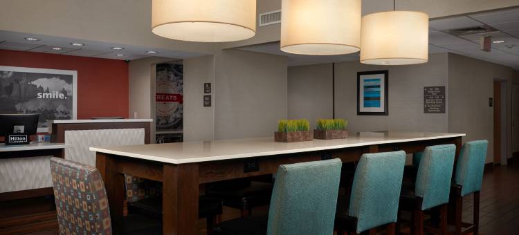 格伦代尔-皮奥里亚欢朋酒店(Hampton Inn Phoenix/Glendale/Peoria)图片