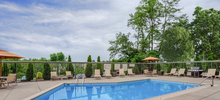 希尔顿欢朋酒店-布卢明顿(Hampton Inn Bloomington)图片