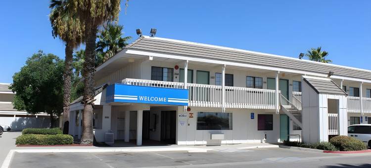 科灵加东6号汽车旅馆(Motel 6 Coalinga, CA - East)图片
