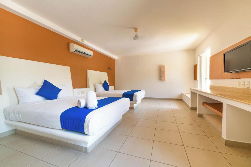 Hotel Ixzi Plus Over view