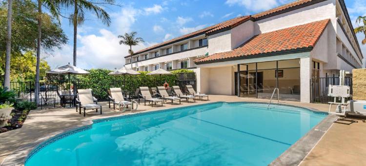 新港梅萨贝斯特韦斯特优质酒店(Best Western Plus Newport Mesa Inn)图片