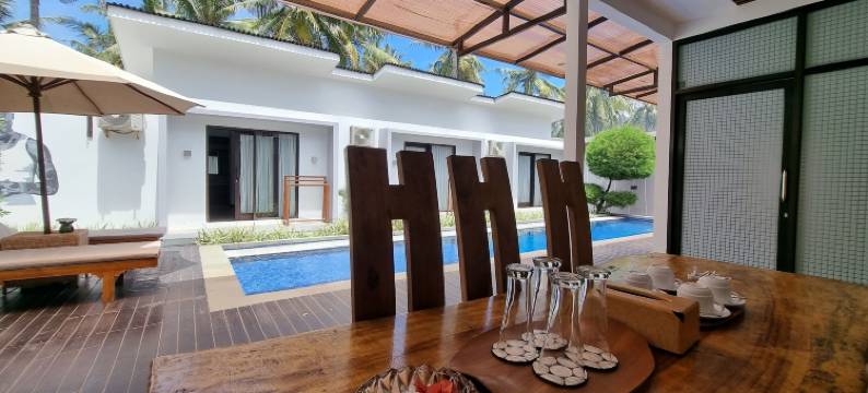 吉利卡亚甘别墅(Gili Khayangan Villas)图片