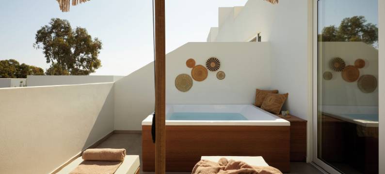 绝对基奥塔里度假村(Absolute Kiotari Resort)图片