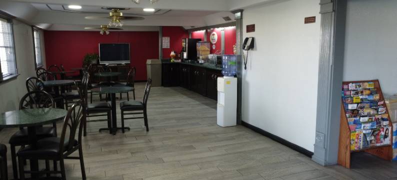 金斯维尔温德姆速8酒店(Super 8 by Wyndham Kingsville)图片