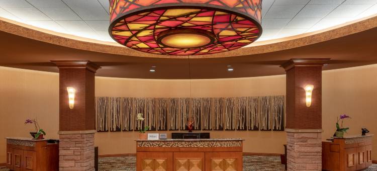 希尔顿洛夫兰大使套房会议中心(Embassy Suites by Hilton Loveland Conference Center & Spa)图片