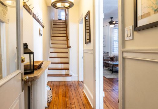 Charming Home with Capitol Views and Outdoor Dining - Elegant EscapeHotel Overview