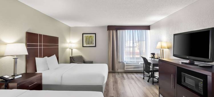 韦恩堡豪华贝斯特韦斯特酒店(Best Western Luxbury Inn Fort Wayne)图片