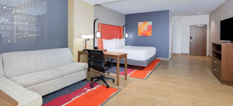 来柯维拉昆塔温德姆套房酒店(La Quinta Inn & Suites by Wyndham Lakeway)图片