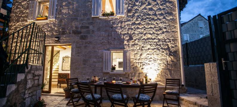 露西亚联排别墅酒店(Townhouse Lucia)图片