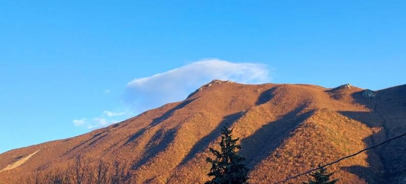 多尔纳玛特卡的完美公寓(Apt - Sleeps 2 - Balcony - Pets Ok)图片