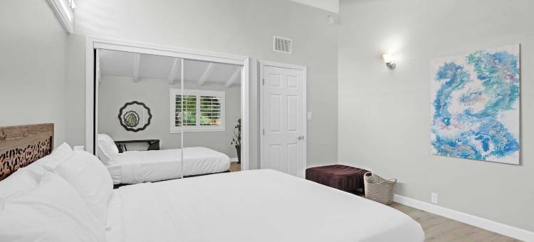 Avantstay西谷大院带泳池！(West Valley by Avantstay Large Yard w/ Pool!)图片