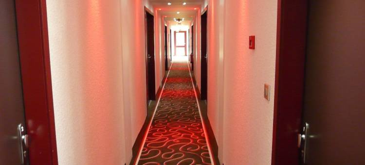 诺瓦纳维斯酒店(Hôtel Inn Design Resto Novo Vannes)图片