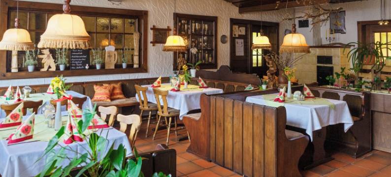 加斯特霍夫促特劳伯酒店(Gasthof Zur Traube)图片