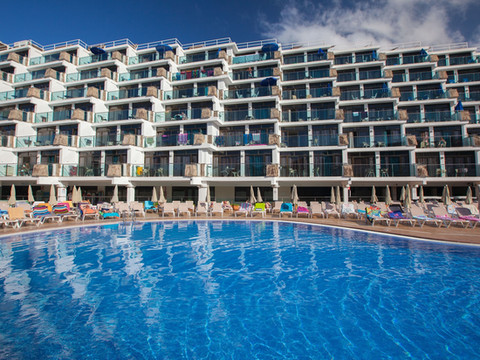 瑞佛利集团酒店