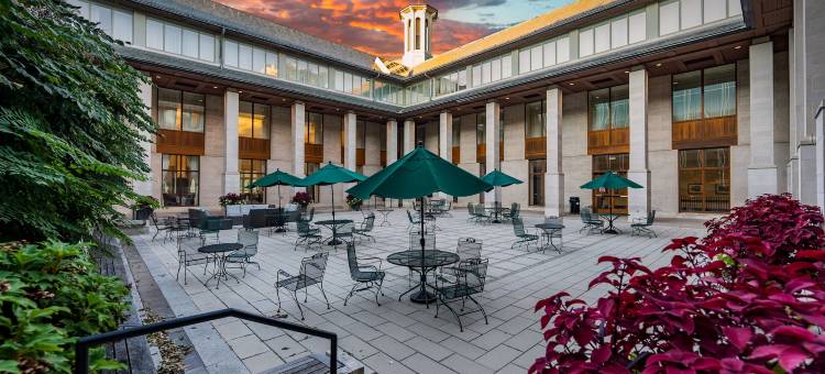 华盛顿大学骑士中心(The Knight Center at Washington University)图片