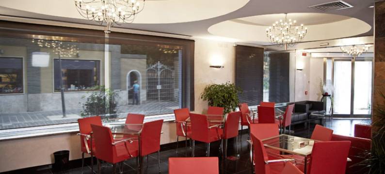 维多利亚酒店(Victoria Hotel)图片