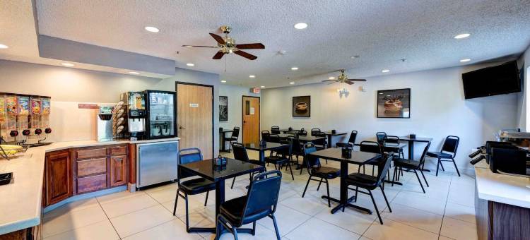 雷丁贝斯特韦斯特SureStay Plus酒店(SureStay Plus Hotel by Best Western Redding)图片