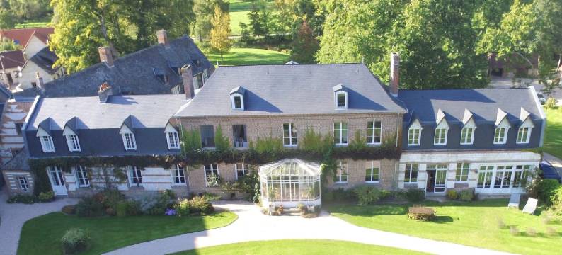 哈瑟莱恩斯城堡酒店(Château d'Harcelaines)图片