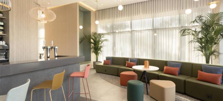 马拉加马蒂里科斯希尔顿欢朋酒店(Hampton by Hilton Malaga Martiricos)图片