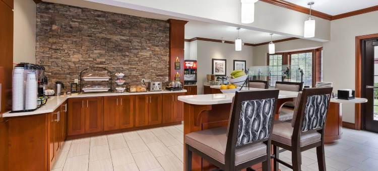 Staybridge Suites 卡拉马祖(Staybridge Suites Kalamazoo)图片