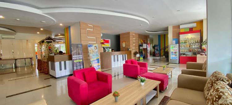 纳甘朱克前一酒店(Front One Hotel Nganjuk)图片