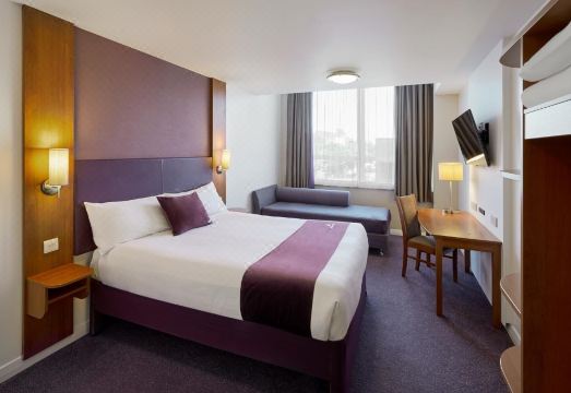 Premier Inn CwmbranHotel Overview