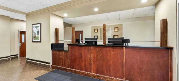 塔斯坎比亚-马斯尔肖尔斯舒适套房酒店(Comfort Inn and Suites - Tuscumbia/Muscle Shoals)图片