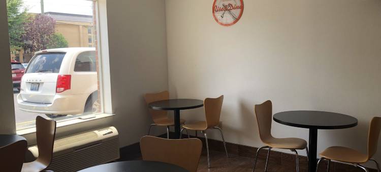 机场温德姆豪生酒店(Howard Johnson by Wyndham Airport)图片