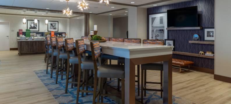 布尔博奈坎卡基希尔顿欢朋酒店(Hampton Inn by Hilton Bourbonnais/Kankakee)图片