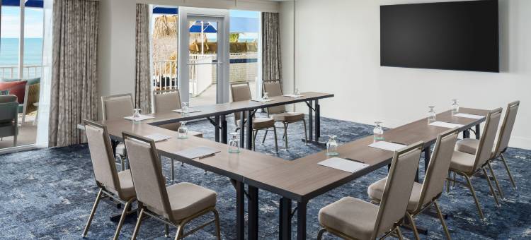 坦帕湾 - 北雷廷顿海滩希尔顿逸林海滩度假酒店(DoubleTree Beach Resort by Hilton Hotel Tampa Bay - North Redington Beach)图片