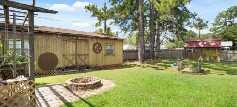 Near Fort Polk • Gameroom • Fire Pit • Golf • Beach图片