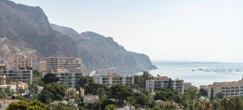 Studio in Aguadulce with Sea Views & Pool图片