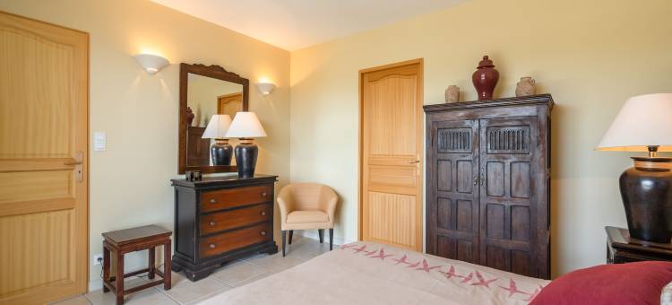Villa in Limoux with Private Pool & Mountain Views图片