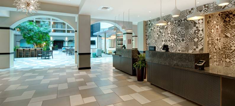 杰克逊维尔海湾牧场希尔顿希尔顿安泊酒店(Embassy Suites by Hilton Jacksonville Baymeadows)图片