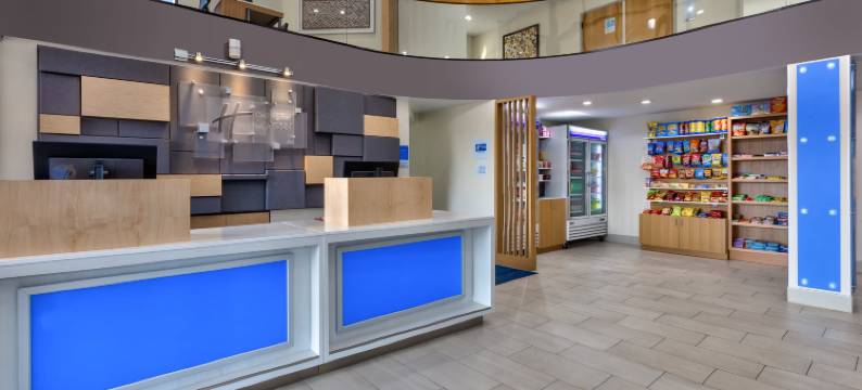 Holiday Inn Express 底特律的沃伦(通用科技点击率)(Holiday Inn Express DETROIT-WARREN (GM TECH CTR) by IHG)图片