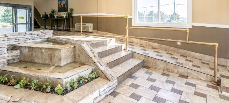 底特律机场马格努森酒店(Magnuson Hotel Detroit Airport)图片