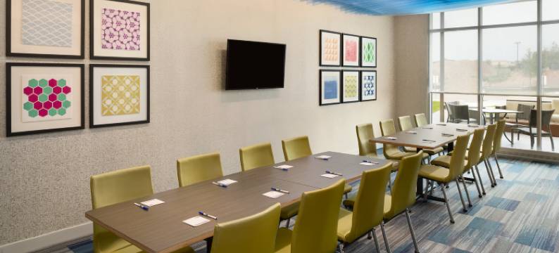 洲际酒店集团智选假日酒店及套房德卢斯北 - 米勒山(Holiday Inn Express & Suites Duluth North - Miller Hill by IHG)图片