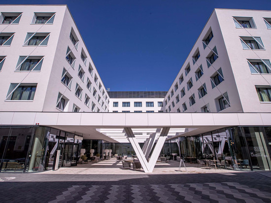 德布勒森美居酒店