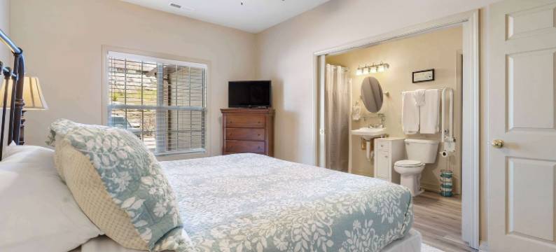 小鸟巷之美 - 高尔夫、游泳池、健身房等！(Birdie Lane Beauty - Golf, Pools, Gym, & More!)图片