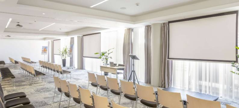 卢加诺帕拉迪索诺富特酒店(Novotel Lugano Paradiso)图片