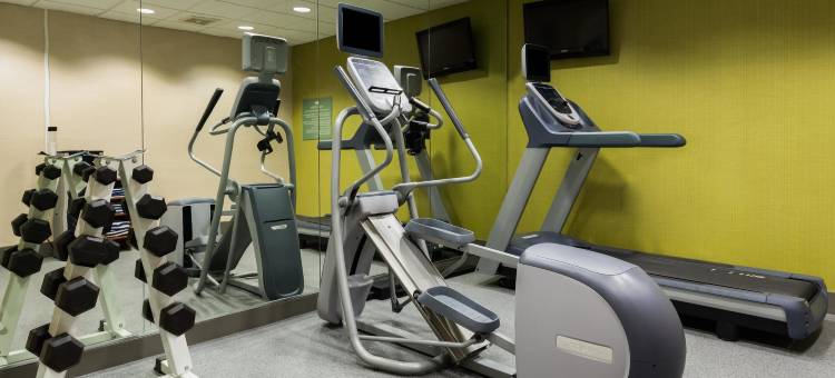 圣路易斯河港机场西长住套房酒店(Larkspur Landing Extended Stay Suites St Louis Riverport)图片