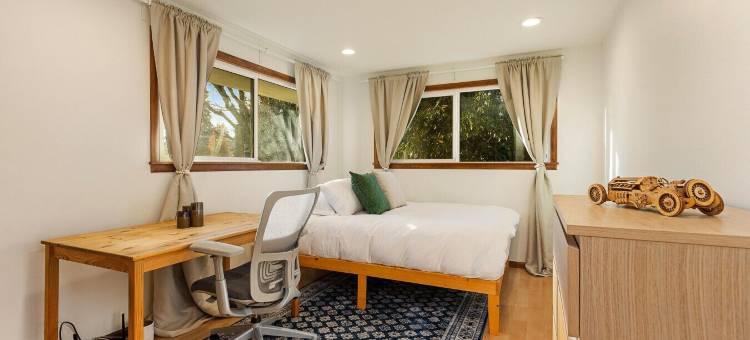 近北门的三卧室西雅图宽敞庭院住宅(3BR Seattle Home w Spacious Yard Near Northgate)图片