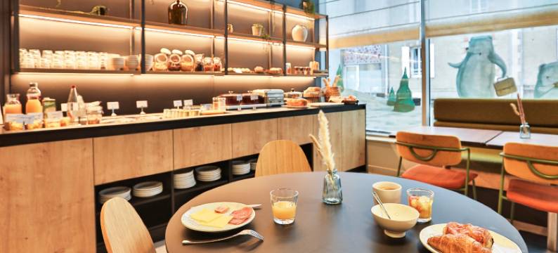 拉罗什续尔雍中心火车站康铂酒店(Campanile PRIME - La Roche Sur Yon Centre Gare)图片