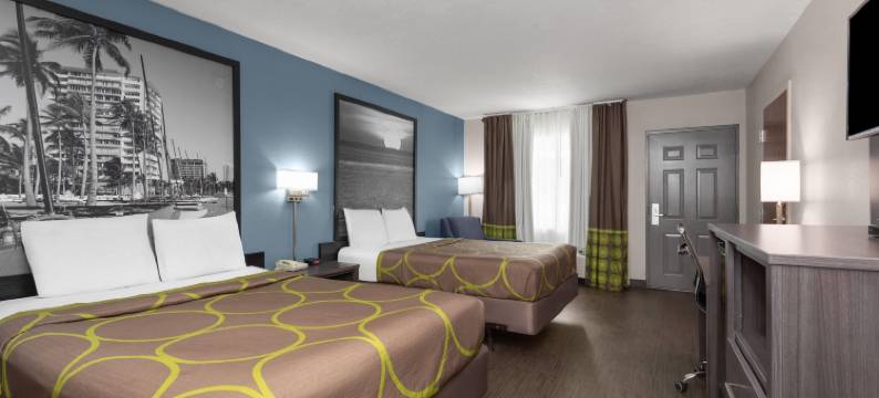 戴尼亚-劳德代尔堡机场温德姆速8酒店(Super 8 by Wyndham Dania/Fort Lauderdale Arpt)图片